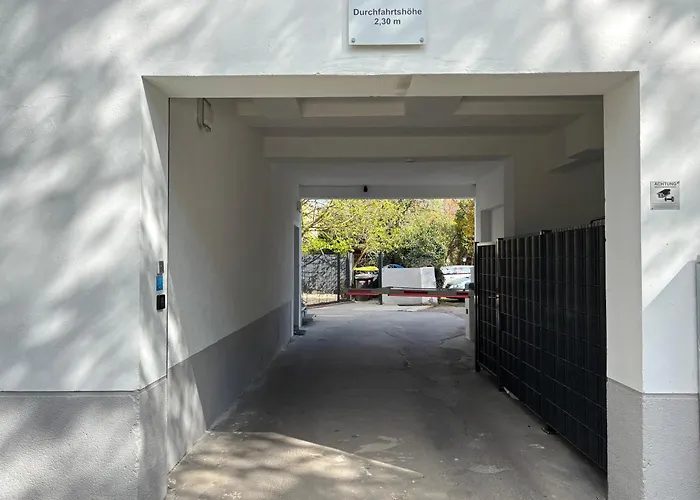 Central Bonn Apartments I Private Parking I Home2Share