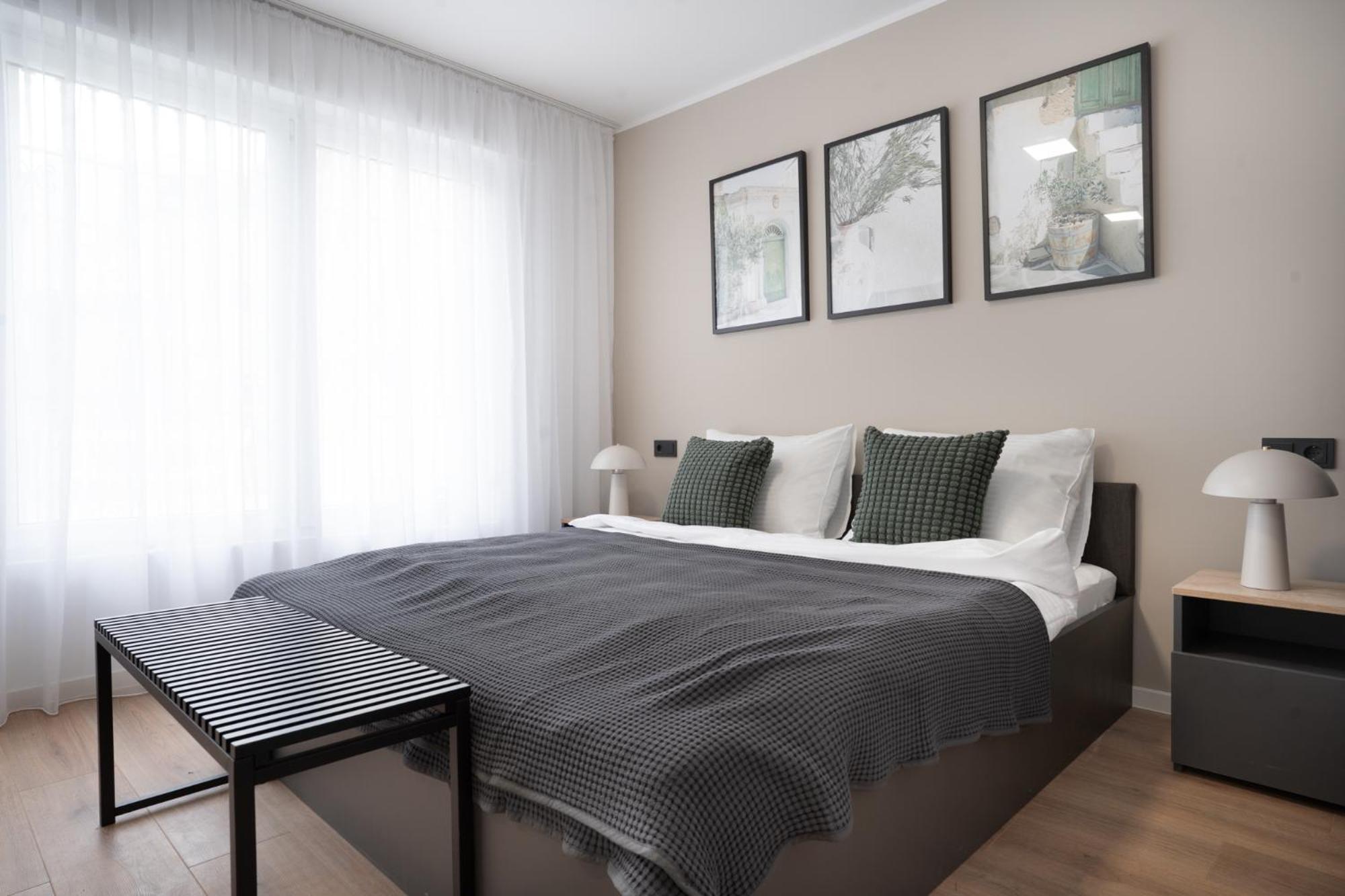Apartment I Private Parking I Home2share